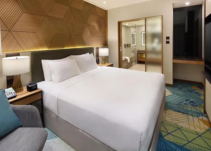 By Ihg Hotel 4*