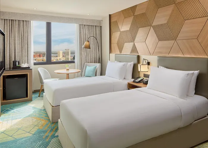 Hotel By Ihg Cebu Stadt