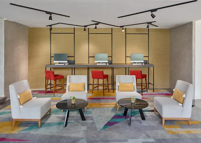 Hotel By Ihg