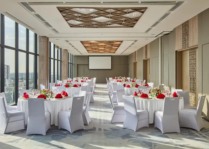 By Ihg Cebu Stadt