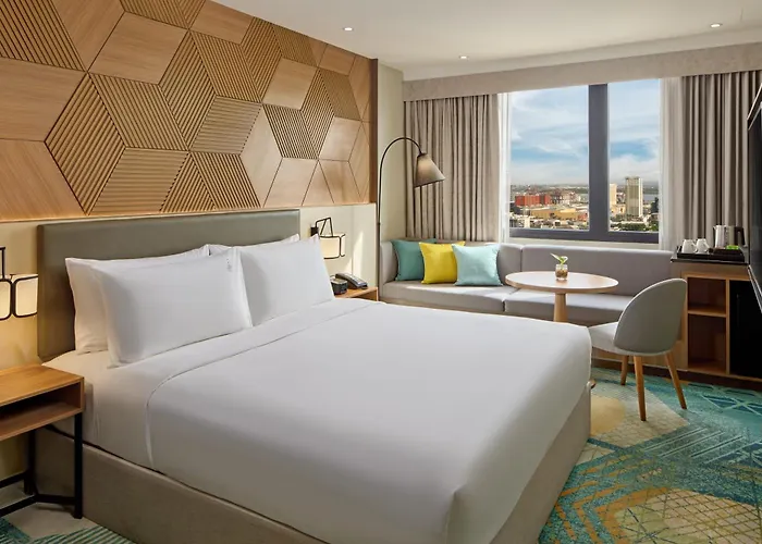 By Ihg 4* Себу