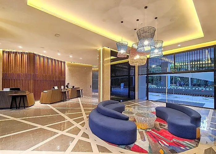 By Ihg 4*